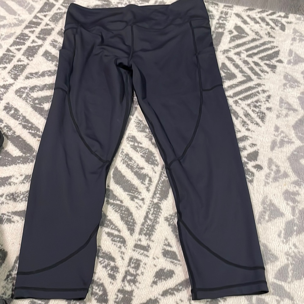 Zyia  Black Pocket Light n Tight Hi-Rise 7/8 24" Size 20